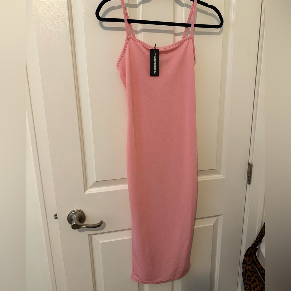 Pink dress - Picture 2 of 2